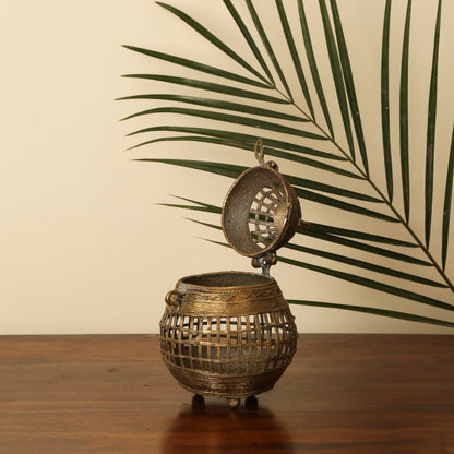 Handcrafted Treasure box Round (Dhokra art)