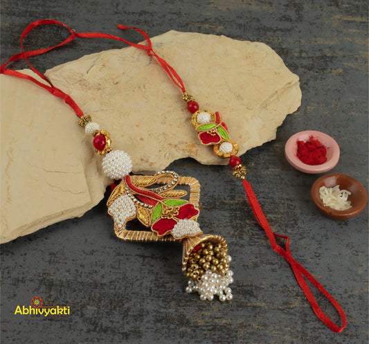 Stunning red and white beaded necklace, Pearl Rakhi lumba with stone.