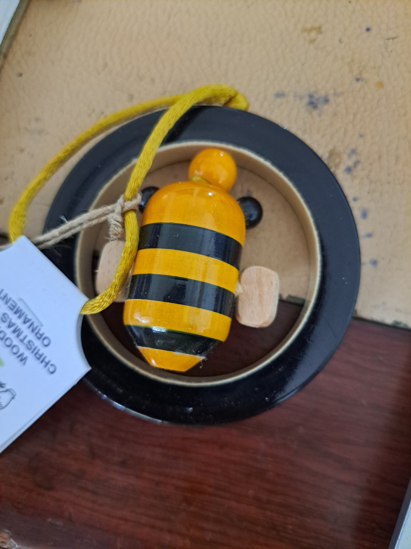 Channapatna X-mas Tree Ornaments - Bee in a Ring