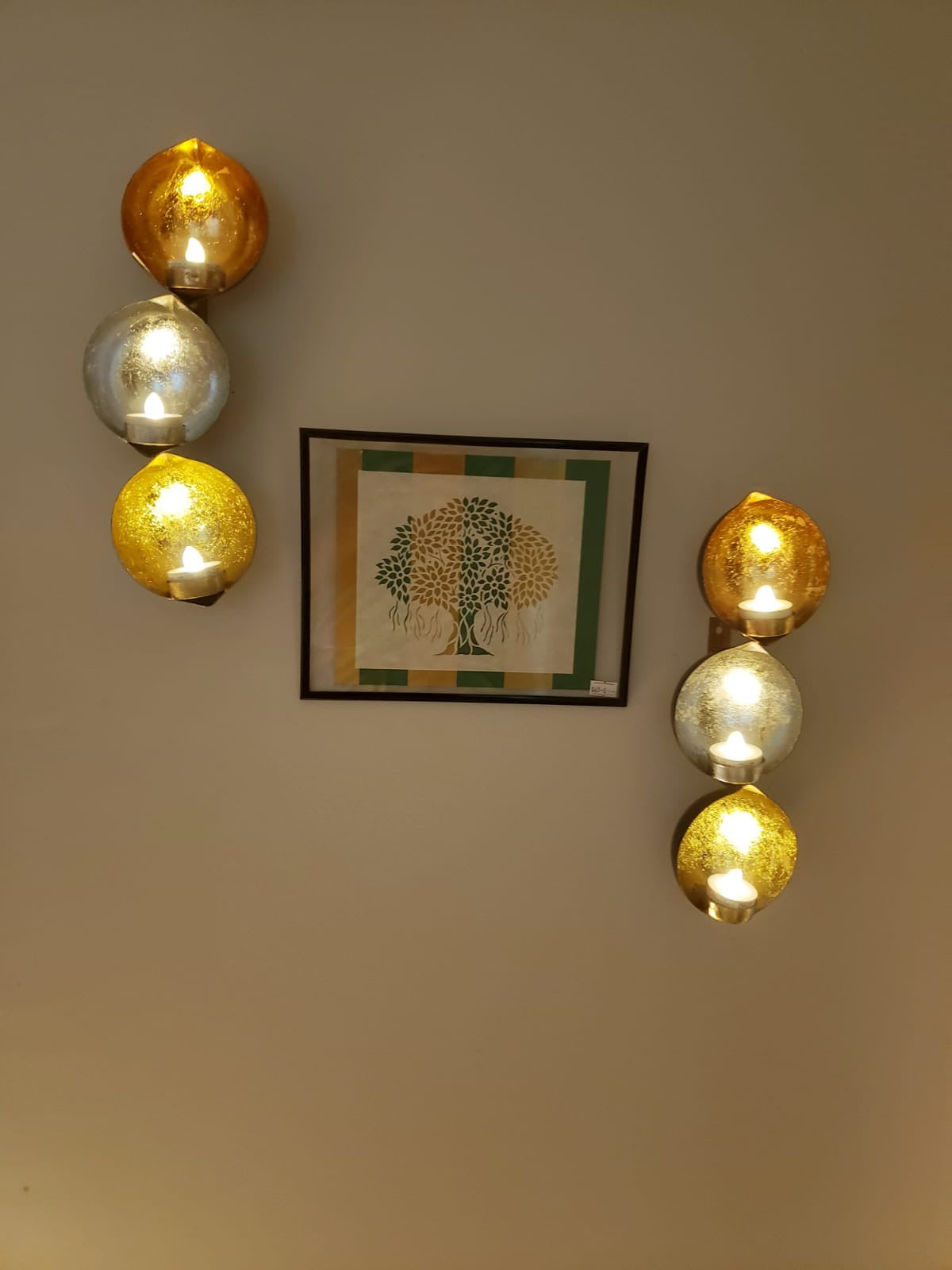 Pallavi: Wall Mounted Lamp (Single)